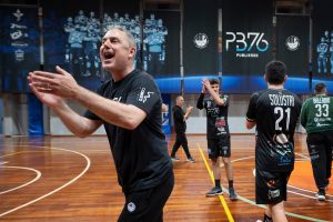 Coach Andrea Guidotti