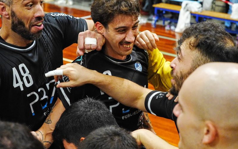 La Publiesse Chiaravalle esulta (foto di Matteo Tarabelli)
